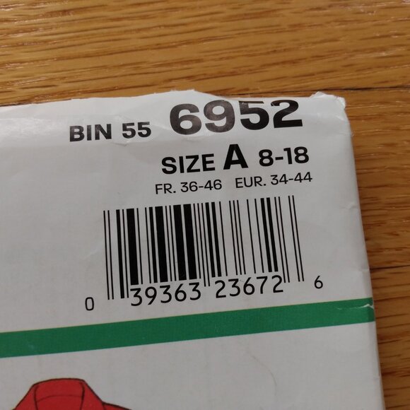 Blouse Sewing Pattern Size 8-18 Sleeveless Shirt New Look 6952 UNCUT - Picture 2 of 8